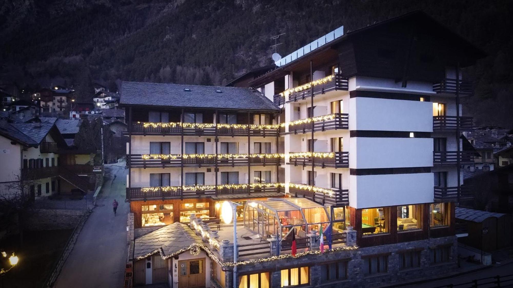 Hg Hotel Italia 布吕松 外观 照片