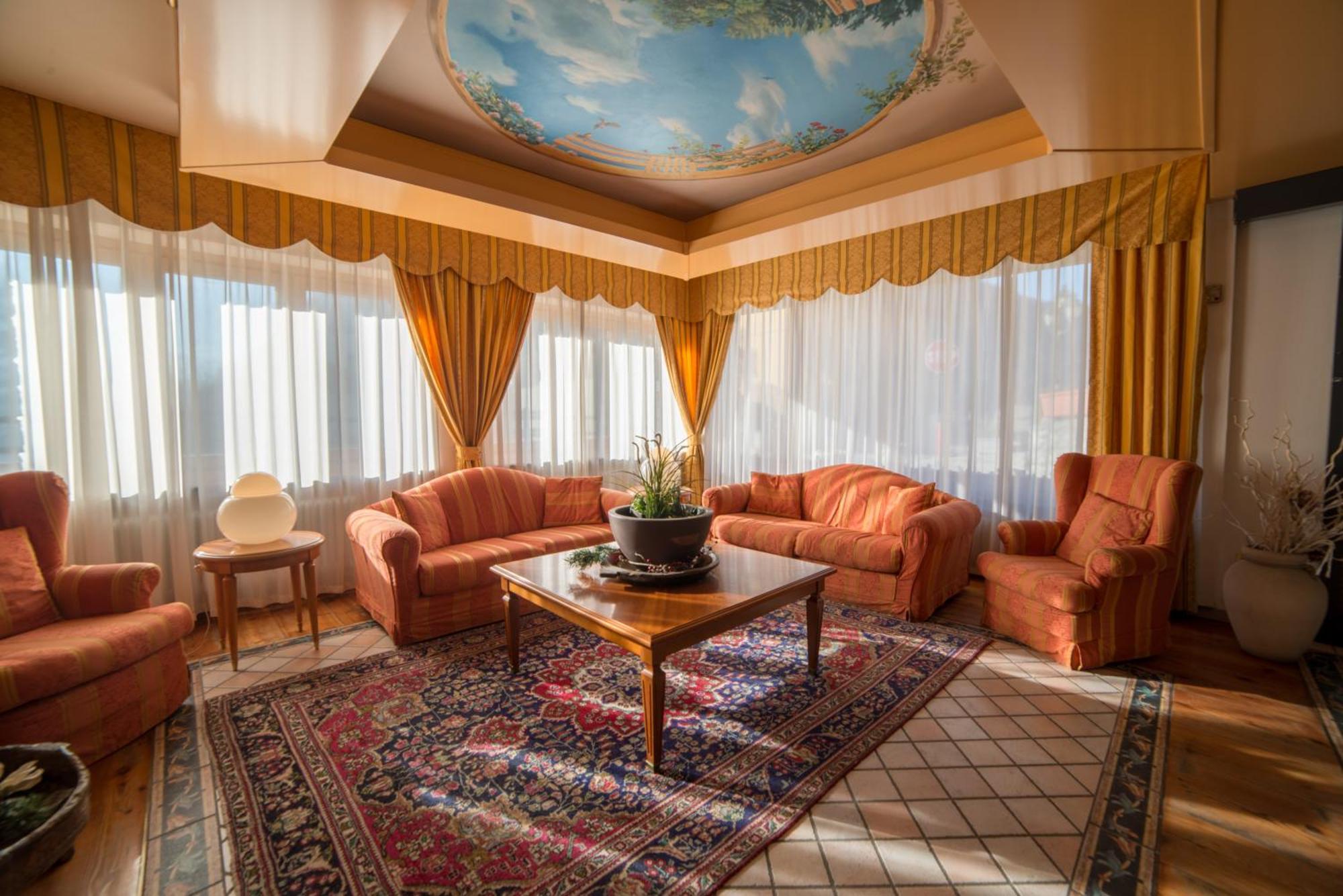 Hg Hotel Italia 布吕松 外观 照片