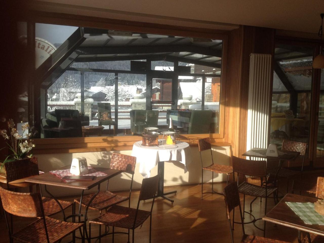 Hg Hotel Italia 布吕松 外观 照片